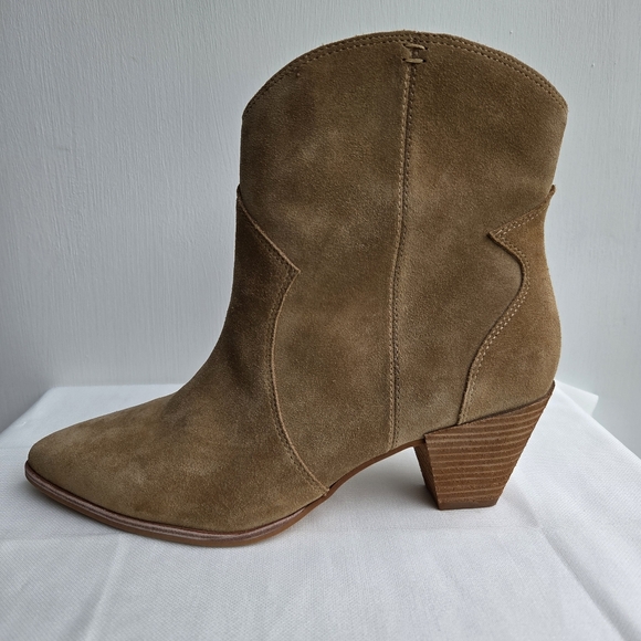 Vince Camuto Salintino Western Bootie Size-9 NWOT - Picture 2 of 12